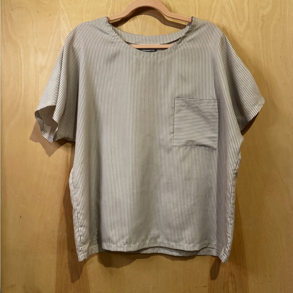 White Stag Gray Striped Short Sleeve Top